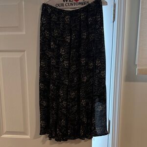 Chico’s Black Floral-Print Women's Midi Skirt